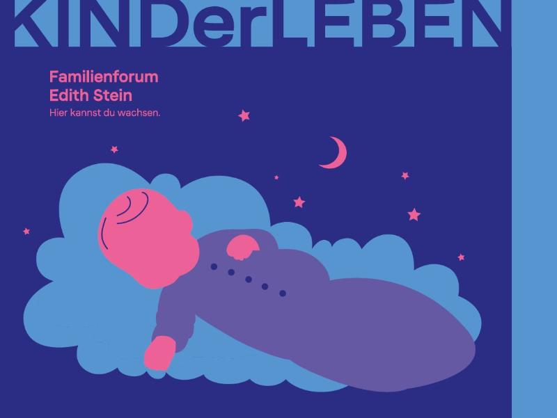 Illustration von einem schlafenden Baby in einem Schlafsack. Es liegt auf einer Wolke. Im Hintergrund sind der Mond und Sterne zu sehen.